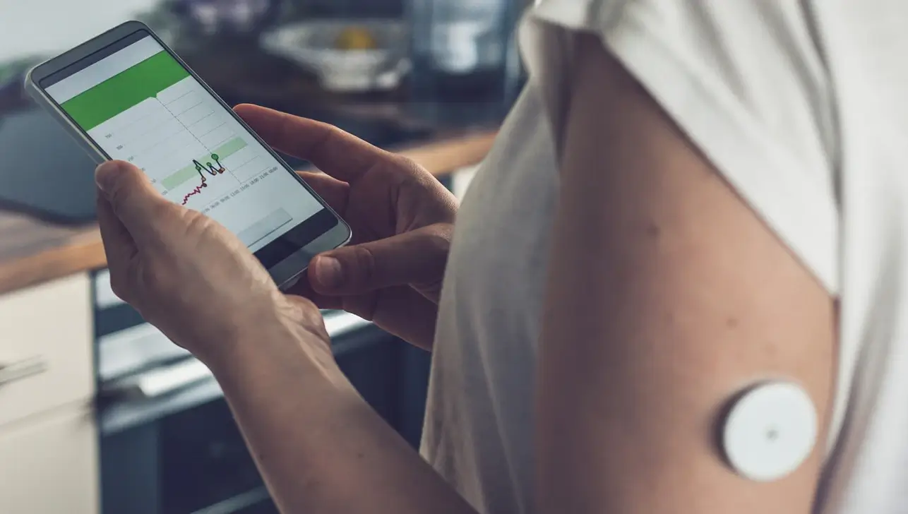 GenixPRO Glucose Monitoring At Home